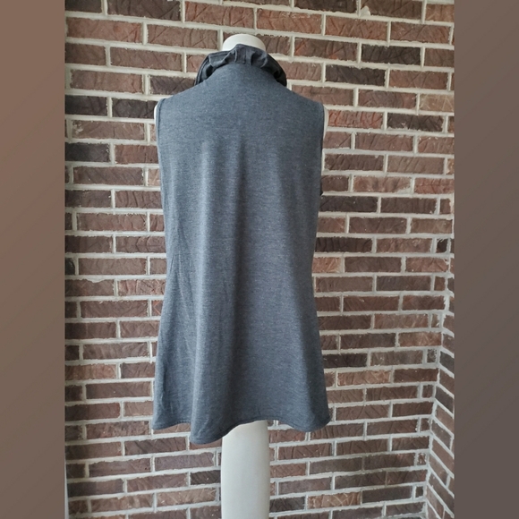 Milano Gray Ruffled Vest - Picture 3 of 7